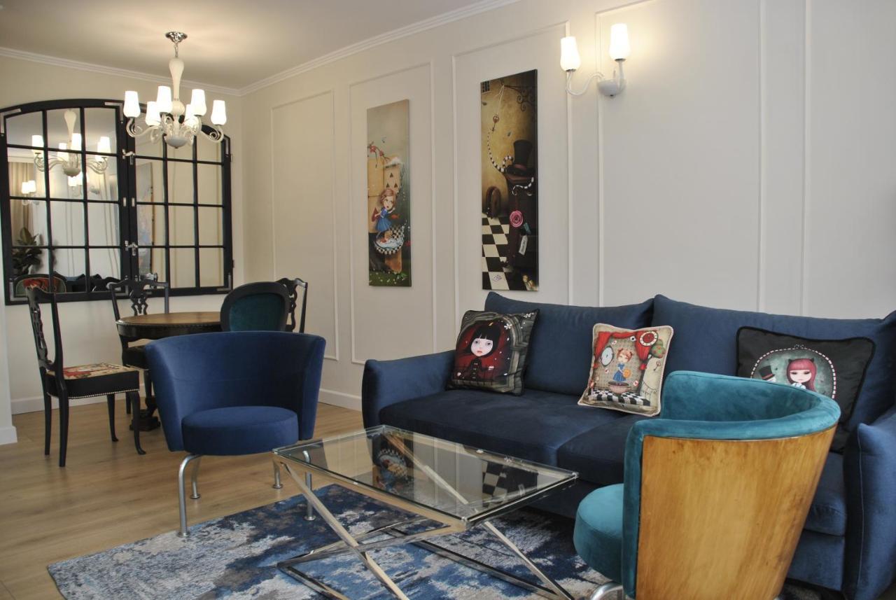 Apartament Lustrzany Skwer *